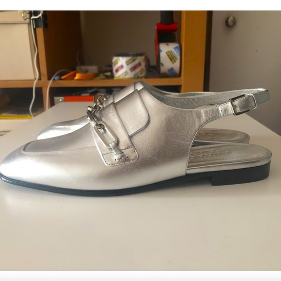 BURBERRY Cheltown Metallic-Leather Slingback Loafers - Picture 6 of 11